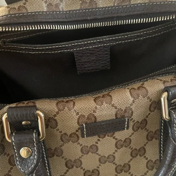 Selling my own Gucci Bag